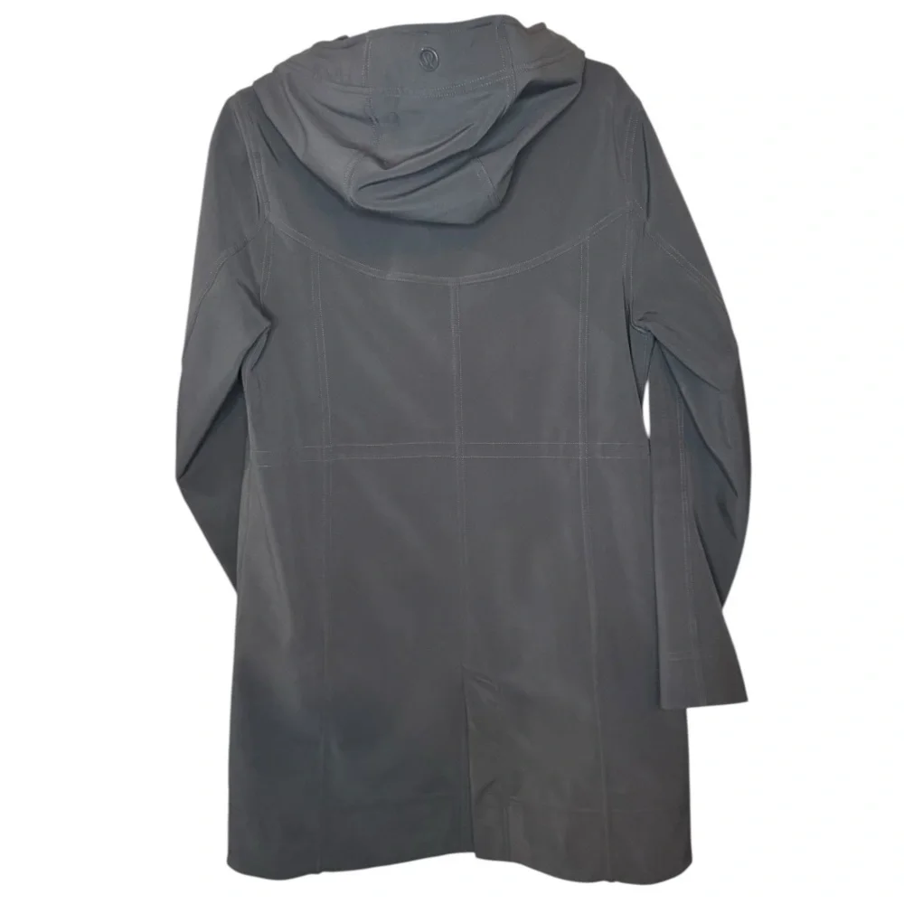 LULULEMON City Softshell Dark Gray Heavy Jacket Rain Coat Size 8